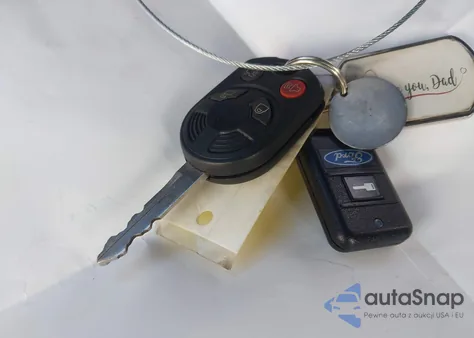 2012 Ford Escape Xlt z USA, uszkodzony, nr VIN 1FMCU9DG2CKB76081